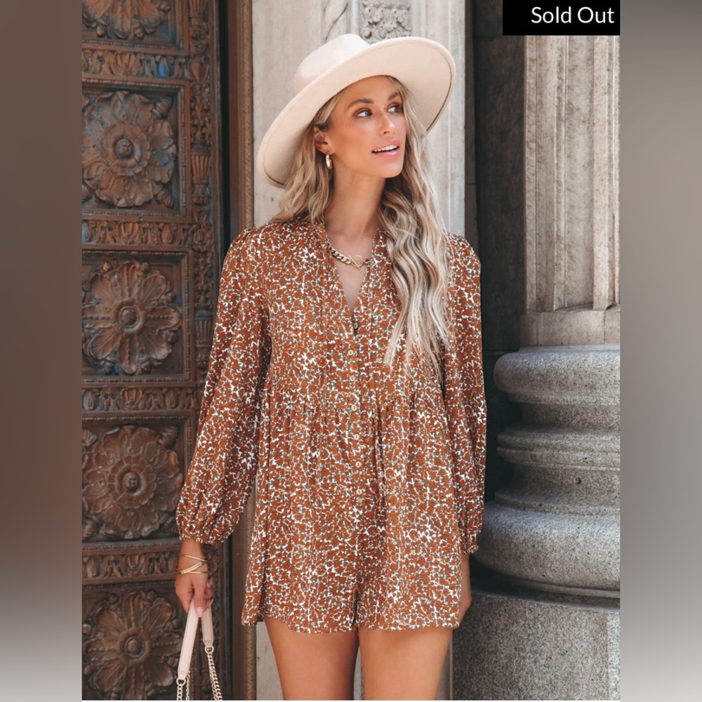 Floral Romper. New with tags. Purchased from VICI.